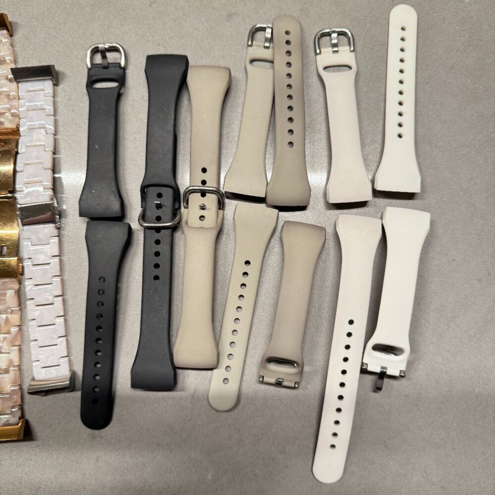 Assortment of Fitbit Charge 4 / Charge 3 Bands and Charge 3 SE Bands - Picture 4 of 5